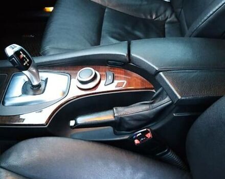 Серый БМВ 5 Серия, объемом двигателя 3 л и пробегом 331 тыс. км за 12000 $, фото 6 на Automoto.ua