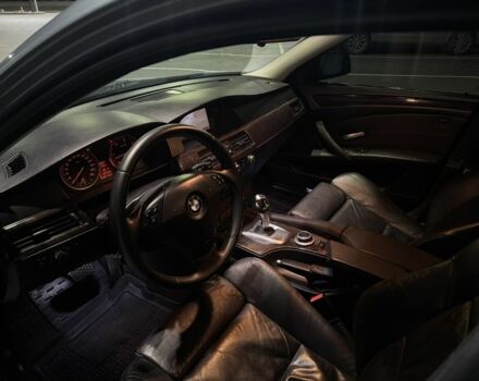 Серый БМВ 5 Серия, объемом двигателя 3 л и пробегом 304 тыс. км за 250 $, фото 5 на Automoto.ua