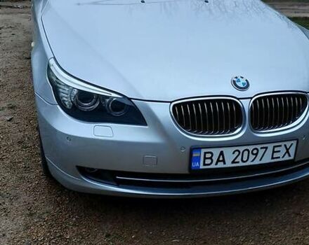 Серый БМВ 5 Серия, объемом двигателя 3 л и пробегом 331 тыс. км за 12000 $, фото 1 на Automoto.ua