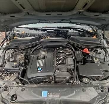 Серый БМВ 5 Серия, объемом двигателя 3 л и пробегом 349 тыс. км за 8900 $, фото 10 на Automoto.ua