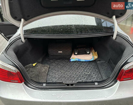 Серый БМВ 5 Серия, объемом двигателя 2 л и пробегом 243 тыс. км за 10950 $, фото 29 на Automoto.ua