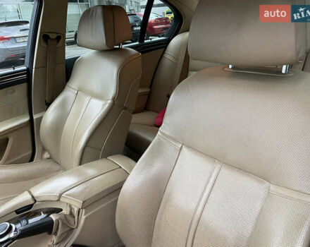 Серый БМВ 5 Серия, объемом двигателя 3 л и пробегом 280 тыс. км за 10200 $, фото 9 на Automoto.ua