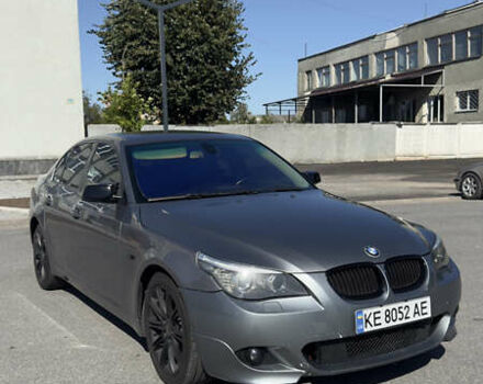 Сірий БМВ 5 Серія, об'ємом двигуна 3 л та пробігом 299 тис. км за 11000 $, фото 1 на Automoto.ua