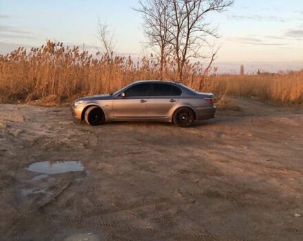 Серый БМВ 5 Серия, объемом двигателя 3 л и пробегом 387 тыс. км за 10700 $, фото 1 на Automoto.ua