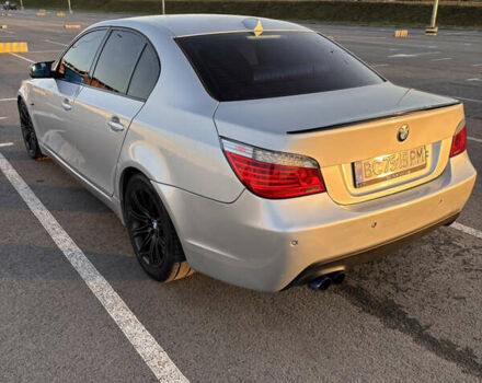 Серый БМВ 5 Серия, объемом двигателя 3 л и пробегом 303 тыс. км за 9800 $, фото 12 на Automoto.ua