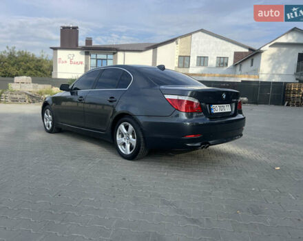 Серый БМВ 5 Серия, объемом двигателя 3 л и пробегом 275 тыс. км за 10200 $, фото 4 на Automoto.ua