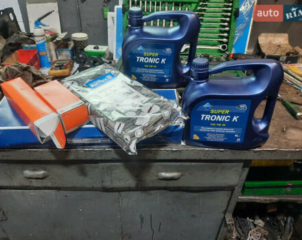 Серый БМВ 5 Серия, объемом двигателя 3 л и пробегом 280 тыс. км за 10200 $, фото 24 на Automoto.ua