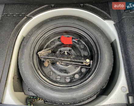 Серый БМВ 5 Серия, объемом двигателя 2.99 л и пробегом 362 тыс. км за 10799 $, фото 59 на Automoto.ua