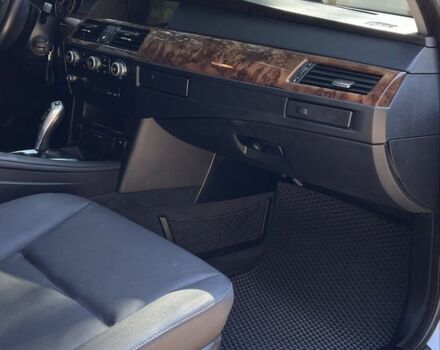 Серый БМВ 5 Серия, объемом двигателя 3 л и пробегом 279 тыс. км за 9500 $, фото 19 на Automoto.ua