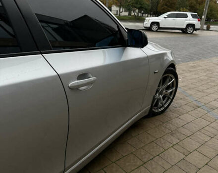 Серый БМВ 5 Серия, объемом двигателя 2.5 л и пробегом 262 тыс. км за 9000 $, фото 6 на Automoto.ua