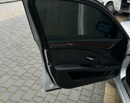 Серый БМВ 5 Серия, объемом двигателя 2.5 л и пробегом 262 тыс. км за 9000 $, фото 14 на Automoto.ua