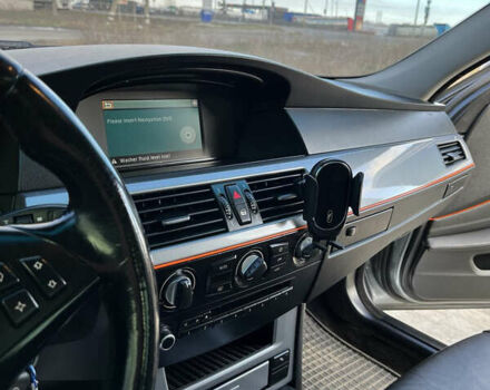 Серый БМВ 5 Серия, объемом двигателя 2 л и пробегом 372 тыс. км за 9500 $, фото 18 на Automoto.ua