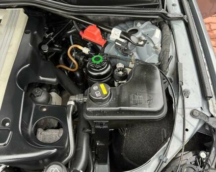 Серый БМВ 5 Серия, объемом двигателя 3 л и пробегом 300 тыс. км за 10500 $, фото 29 на Automoto.ua