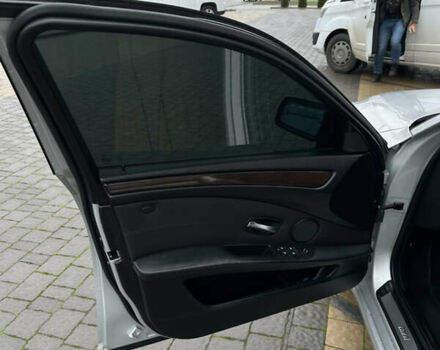 Серый БМВ 5 Серия, объемом двигателя 2.5 л и пробегом 262 тыс. км за 9000 $, фото 13 на Automoto.ua