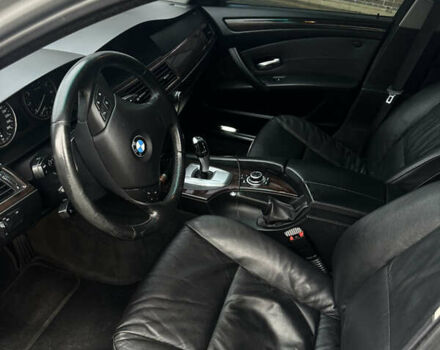 Серый БМВ 5 Серия, объемом двигателя 2.5 л и пробегом 262 тыс. км за 9000 $, фото 21 на Automoto.ua