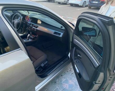 Серый БМВ 5 Серия, объемом двигателя 2 л и пробегом 367 тыс. км за 8750 $, фото 8 на Automoto.ua