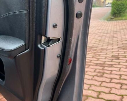 Серый БМВ 5 Серия, объемом двигателя 3 л и пробегом 300 тыс. км за 10500 $, фото 26 на Automoto.ua