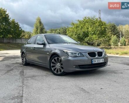 Сірий БМВ 5 Серія, об'ємом двигуна 2 л та пробігом 308 тис. км за 7800 $, фото 1 на Automoto.ua