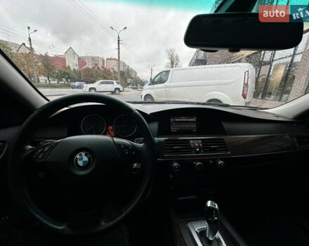 Серый БМВ 5 Серия, объемом двигателя 2.5 л и пробегом 262 тыс. км за 9000 $, фото 23 на Automoto.ua