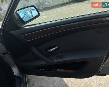 Серый БМВ 5 Серия, объемом двигателя 2 л и пробегом 270 тыс. км за 7500 $, фото 14 на Automoto.ua