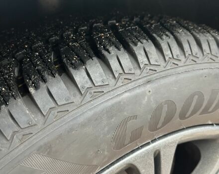 Сірий БМВ 5 Серія, об'ємом двигуна 2 л та пробігом 400 тис. км за 8850 $, фото 7 на Automoto.ua