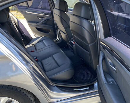 Серый БМВ 5 Серия, объемом двигателя 2.99 л и пробегом 363 тыс. км за 15500 $, фото 13 на Automoto.ua