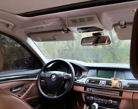 Серый БМВ 5 Серия, объемом двигателя 3 л и пробегом 320 тыс. км за 12500 $, фото 14 на Automoto.ua