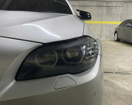 Серый БМВ 5 Серия, объемом двигателя 3 л и пробегом 165 тыс. км за 15500 $, фото 8 на Automoto.ua