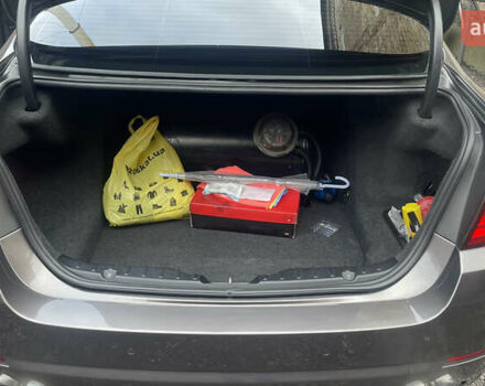 Серый БМВ 5 Серия, объемом двигателя 3 л и пробегом 315 тыс. км за 10000 $, фото 23 на Automoto.ua