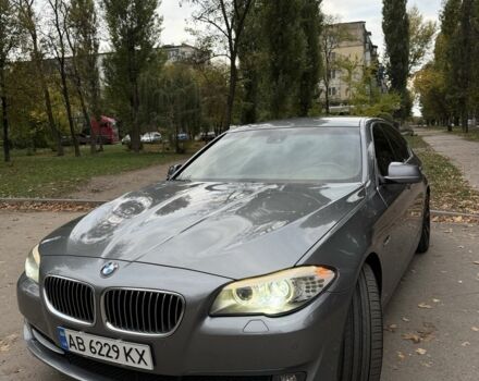 Серый БМВ 5 Серия, объемом двигателя 3 л и пробегом 371 тыс. км за 16400 $, фото 2 на Automoto.ua