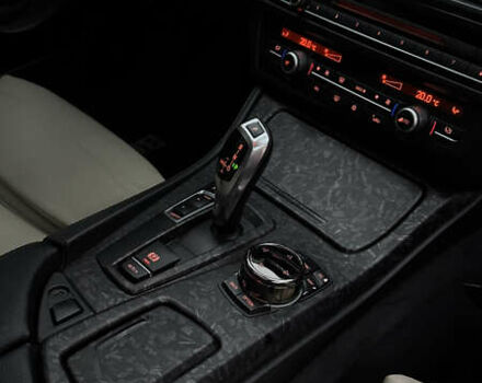 Сірий БМВ 5 Серія, об'ємом двигуна 3 л та пробігом 215 тис. км за 12500 $, фото 18 на Automoto.ua