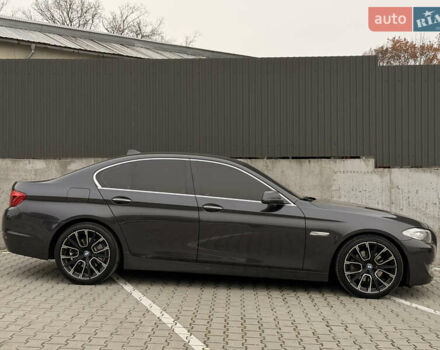 Серый БМВ 5 Серия, объемом двигателя 2.5 л и пробегом 270 тыс. км за 11800 $, фото 26 на Automoto.ua