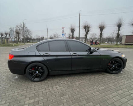 Серый БМВ 5 Серия, объемом двигателя 2 л и пробегом 299 тыс. км за 12500 $, фото 11 на Automoto.ua