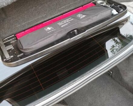 Сірий БМВ 5 Серія, об'ємом двигуна 2 л та пробігом 290 тис. км за 14400 $, фото 25 на Automoto.ua