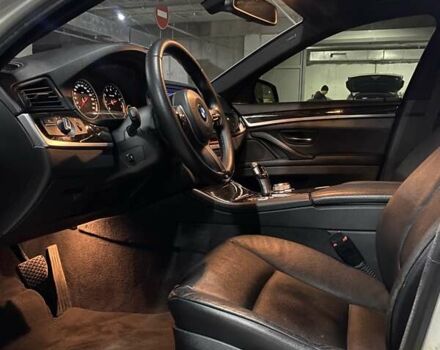 Серый БМВ 5 Серия, объемом двигателя 3 л и пробегом 165 тыс. км за 15500 $, фото 20 на Automoto.ua