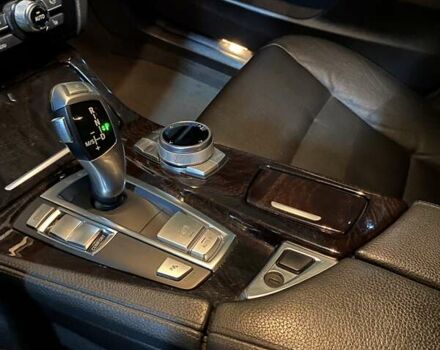 Серый БМВ 5 Серия, объемом двигателя 3 л и пробегом 165 тыс. км за 15500 $, фото 3 на Automoto.ua