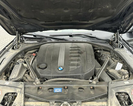 БМВ 5 Серия 2010 в Черновцах на Automoto.ua Серый БМВ 5 Серия, объемом двигателя 2.99 л и пробегом 313 тыс. км за 14700 $, фото 13 на Automoto.ua