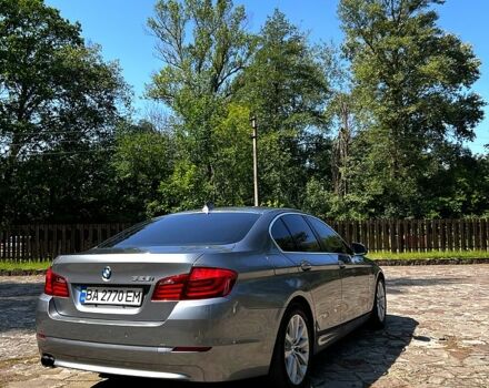 Серый БМВ 5 Серия, объемом двигателя 3 л и пробегом 297 тыс. км за 12000 $, фото 3 на Automoto.ua