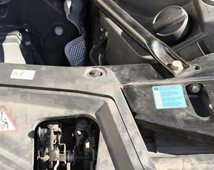 БМВ 5 Серия 2010 в Киеве на Automoto.ua Серый БМВ 5 Серия, объемом двигателя 3.5 л и пробегом 138 тыс. км за 25500 $, фото 28 на Automoto.ua