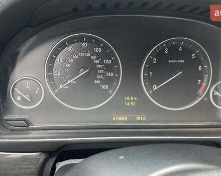 Серый БМВ 5 Серия, объемом двигателя 3 л и пробегом 315 тыс. км за 10000 $, фото 15 на Automoto.ua