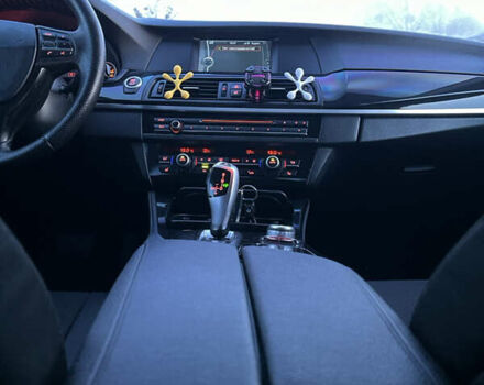 Серый БМВ 5 Серия, объемом двигателя 2.99 л и пробегом 267 тыс. км за 16800 $, фото 22 на Automoto.ua