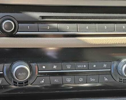 БМВ 5 Серия 2010 в Киеве на Automoto.ua Серый БМВ 5 Серия, объемом двигателя 3.5 л и пробегом 138 тыс. км за 25500 $, фото 43 на Automoto.ua