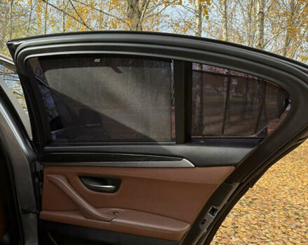 Серый БМВ 5 Серия, объемом двигателя 2.99 л и пробегом 371 тыс. км за 15800 $, фото 14 на Automoto.ua