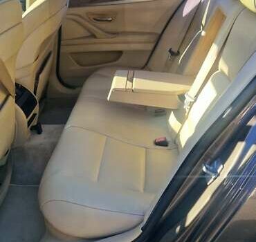 Сірий БМВ 5 Серія, об'ємом двигуна 3 л та пробігом 189 тис. км за 13100 $, фото 11 на Automoto.ua