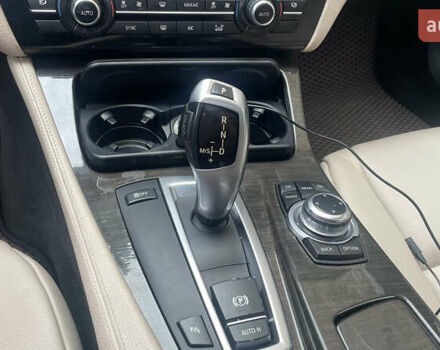 Серый БМВ 5 Серия, объемом двигателя 3 л и пробегом 315 тыс. км за 10000 $, фото 18 на Automoto.ua