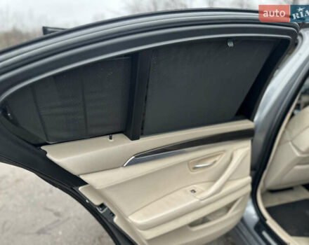 Серый БМВ 5 Серия, объемом двигателя 3 л и пробегом 290 тыс. км за 17000 $, фото 16 на Automoto.ua
