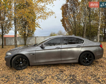 Серый БМВ 5 Серия, объемом двигателя 2.99 л и пробегом 371 тыс. км за 15800 $, фото 6 на Automoto.ua