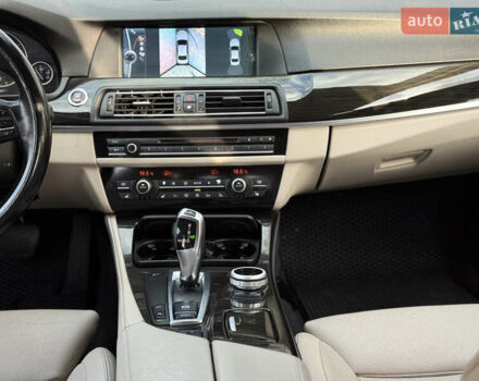 Серый БМВ 5 Серия, объемом двигателя 2.99 л и пробегом 207 тыс. км за 18000 $, фото 21 на Automoto.ua