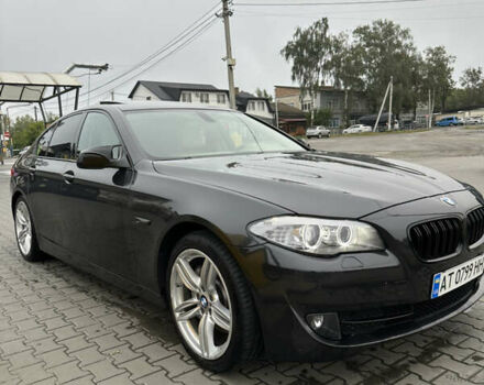 БМВ 5 Серия 2010 в Черновцах на Automoto.ua Серый БМВ 5 Серия, объемом двигателя 2.99 л и пробегом 313 тыс. км за 14700 $, фото 2 на Automoto.ua