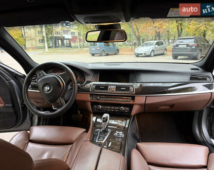 Серый БМВ 5 Серия, объемом двигателя 2.99 л и пробегом 371 тыс. км за 16400 $, фото 10 на Automoto.ua
